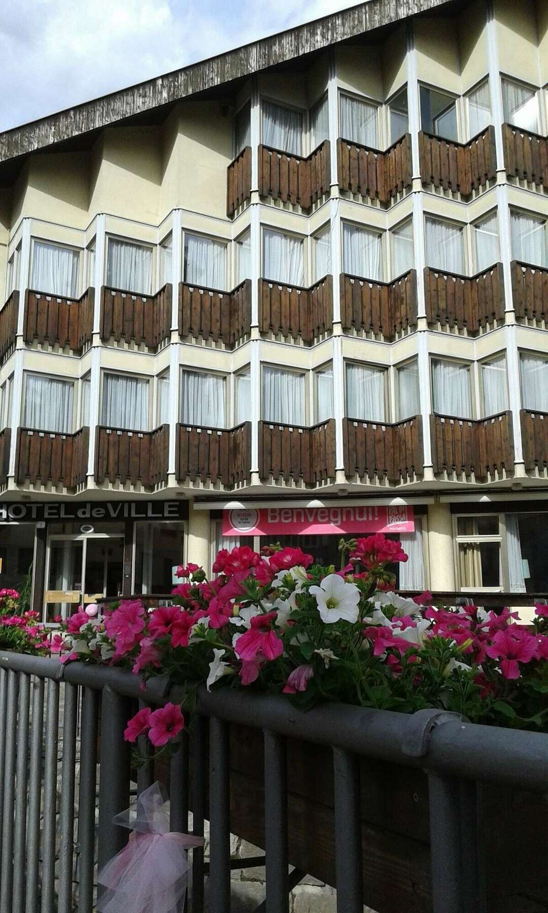 Hotel Moena Exterior photo